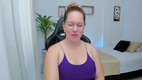 Samantha samy online show from 14, 12, 2024