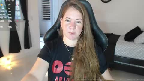 Samantha samy online show from 3, 5, 2026