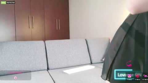 Snapshot of samanthaloves469902 chatting on 3, 11, 2025 Samanthaxoxo online show from 3, 11, 2025