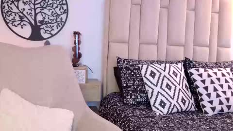 Samixmami online show from 9, 5, 2026