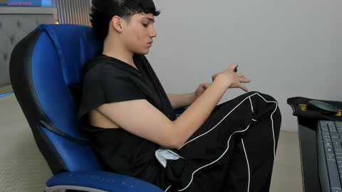 Sam online show from 29, 4, 2026