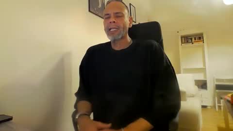 Snapshot of samcool67 chatting on 21, 1, 2025 Sam online show from 21, 1, 2025