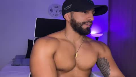 Sam Dornan online show from 8, 2, 2025