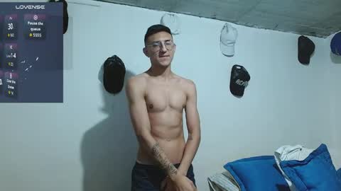 Snapshot of samfox_ chatting on 1, 4, 2026 SAM online show from 1, 4, 2026