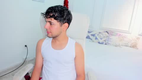 Snapshot of samir_bear chatting on 30, 12, 2024 Samir online show from 30, 12, 2024