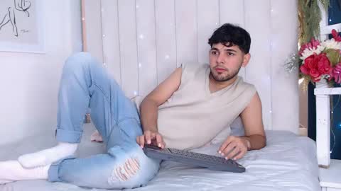 Snapshot of samir_bear chatting on 18, 1, 2025 Samir online show from 18, 1, 2025