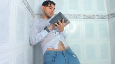 Snapshot of samir_bear chatting on 24, 1, 2025 Samir online show from 24, 1, 2025