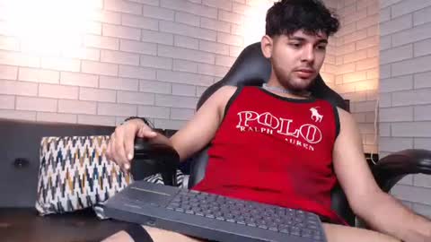 Snapshot of samir_bear chatting on 29, 1, 2025 Samir online show from 29, 1, 2025