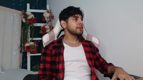 Snapshot of samir_bear chatting on 14, 2, 2025 Samir online show from 14, 2, 2025