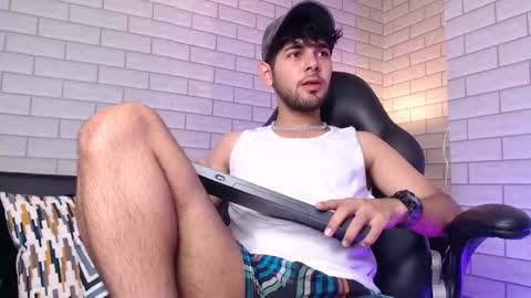 Snapshot of samir_bear chatting on 18, 2, 2025 Samir online show from 18, 2, 2025