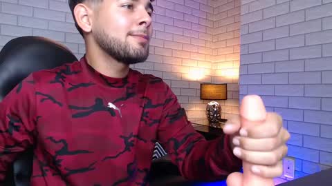 Snapshot of samir_bear chatting on 27, 2, 2025 Samir online show from 27, 2, 2025