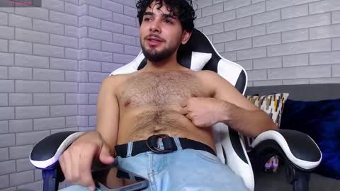 Snapshot of samir_bear chatting on 10, 9, 2025 Samir online show from 10, 9, 2025