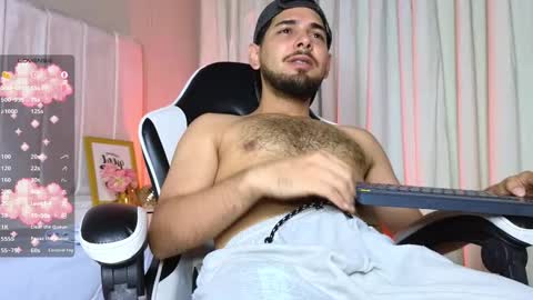 Snapshot of samir_bear chatting on 4, 11, 2025 Samir online show from 4, 11, 2025