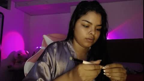 Danna dulce online show from 27, 4, 2026