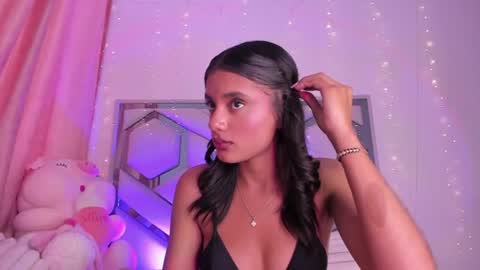 samirose_ online show from 5, 8, 2026