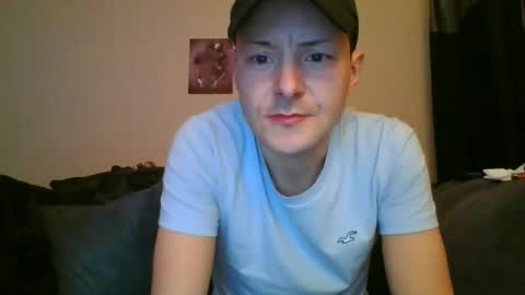 sexy lad looking for fun online show from 11, 1, 2025