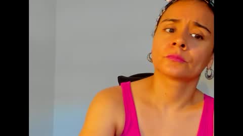 Snapshot of samm_hoti chatting on 17, 9, 2025 sam online show from 17, 9, 2025