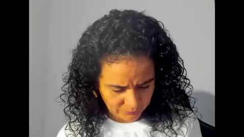 Snapshot of samm_hoti chatting on 18, 10, 2025 sam online show from 18, 10, 2025