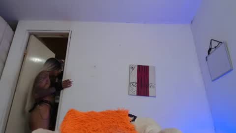 Snapshot of sammy_exotic chatting on 28, 12, 2024 sammy_exotic online show from 28, 12, 2024