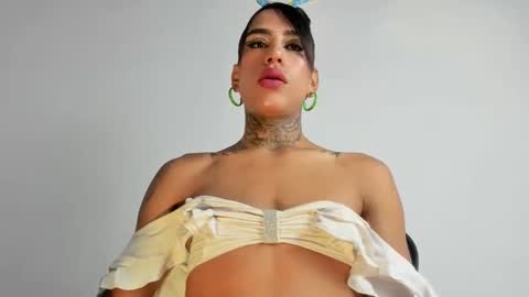Snapshot of sammy_exotic chatting on 28, 9, 2025 sammy_exotic online show from 28, 9, 2025