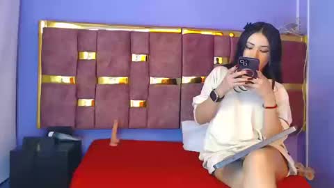 Snapshot of sammy_fox18 chatting on 17, 10, 2025 Sammy fox18 online show from 17, 10, 2025