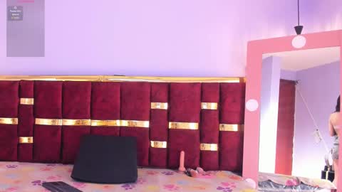 Snapshot of sammy_fox18 chatting on 24, 10, 2025 Sammy fox18 online show from 24, 10, 2025