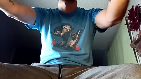 Snapshot of samthebully chatting on 2, 10, 2025 SamTheBully online show from 2, 10, 2025