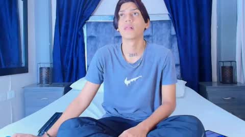 Snapshot of samuel_sincee chatting on 22, 1, 2025 Samuel Sincee online show from 22, 1, 2025