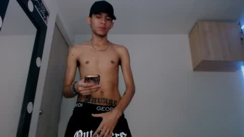   online show from 15, 12, 2024