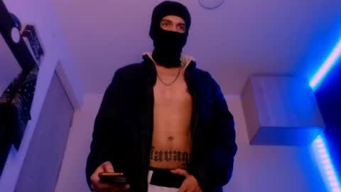   online show from 13, 2, 2025