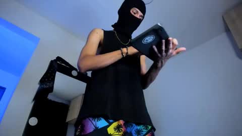   online show from 9, 11, 2025