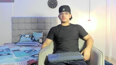 samxx_muscle online show from 3, 11, 2025