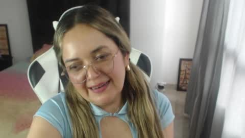 Snapshot of samy_vsn chatting on 18, 2, 2025 samy_vsn online show from 18, 2, 2025