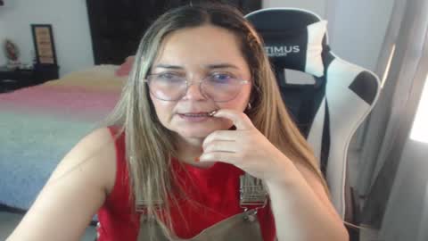 Snapshot of samy_vsn chatting on 19, 2, 2025 samy_vsn online show from 19, 2, 2025