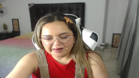 Snapshot of samy_vsn chatting on 20, 2, 2025 samy_vsn online show from 20, 2, 2025