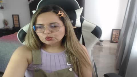 Snapshot of samy_vsn chatting on 20, 2, 2025 samy_vsn online show from 20, 2, 2025
