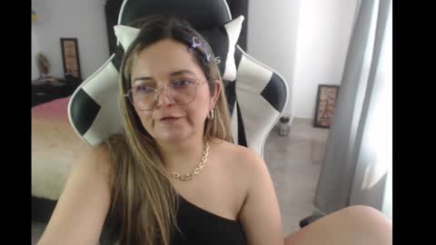Snapshot of samy_vsn chatting on 28, 2, 2025 samy_vsn online show from 28, 2, 2025