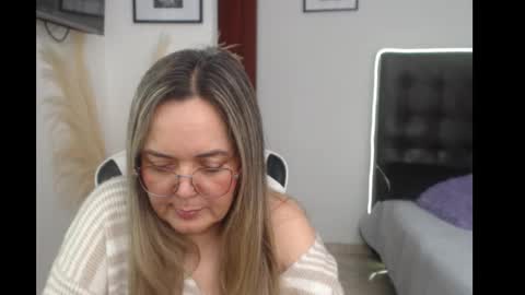 Snapshot of samy_vsn chatting on 15, 9, 2025 samy_vsn online show from 15, 9, 2025