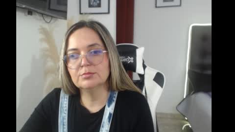 Snapshot of samy_vsn chatting on 20, 9, 2025 samy_vsn online show from 20, 9, 2025