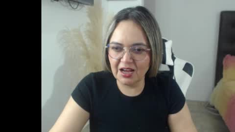 Snapshot of samy_vsn chatting on 27, 10, 2025 samy_vsn online show from 27, 10, 2025