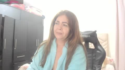 Sanddi  online show from 18, 7, 2026