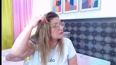 Snapshot of sandra_20_ chatting on 9, 7, 2026 SANDRA online show from 9, 7, 2026