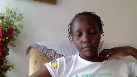 Snapshot of sandra_milly chatting on 18, 5, 2026 sandra online show from 18, 5, 2026