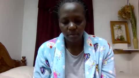 Snapshot of sandra_milly chatting on 22, 5, 2026 sandra online show from 22, 5, 2026