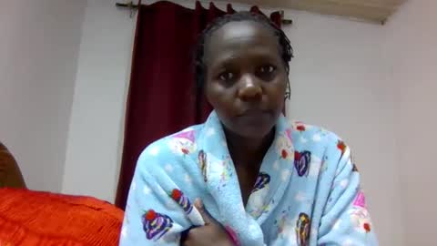 Snapshot of sandra_milly chatting on 28, 5, 2026 sandra online show from 28, 5, 2026