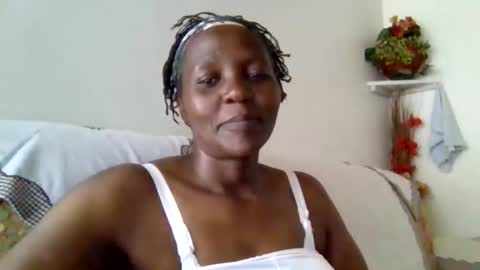 Snapshot of sandra_milly chatting on 6, 6, 2026 sandra online show from 6, 6, 2026