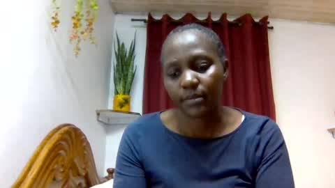 Snapshot of sandra_milly chatting on 4, 8, 2026 sandra online show from 4, 8, 2026