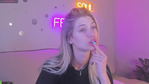sandraa_anderson online show from 12, 7, 2026
