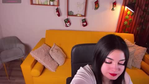 Snapshot of sandraeleson chatting on 19, 12, 2025 Sandra online show from 19, 12, 2025