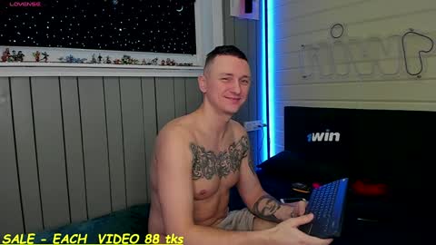 Sandy and Chris online show from 6, 2, 2025